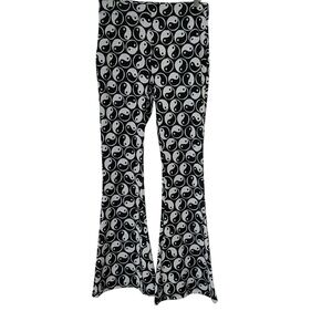SO Good for Life M High Rise Flare Black and White Yin Yang Pull on Pant